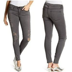 FRAME Le Skinny De Jeanne Satine Rips in Grey Shred Size 28 | 50% Modal
